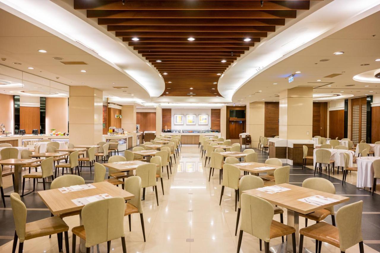 Hotel National Taichung Esterno foto